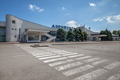 Власти Ростова дали разрешение на планирование застройки старого аэропорта