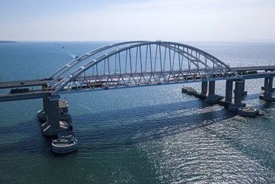 Движение по Крымскому мосту ограничат из-за учений