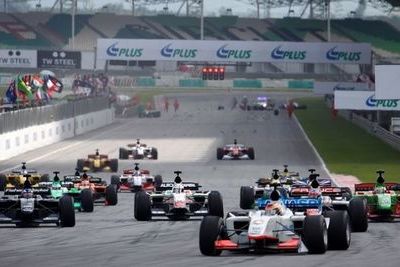 Формула-1 решила не отменять Гран-при Саудовской Аравии, несмотря на обстрел Джидды