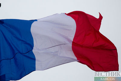 Макрон лидирует на выборах президента Франции после подсчета 97% бюллетеней