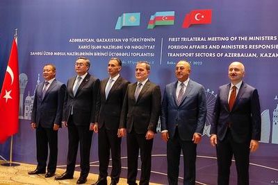 Азербайджан, Турция и Казахстан провели первый дипломатический саммит
