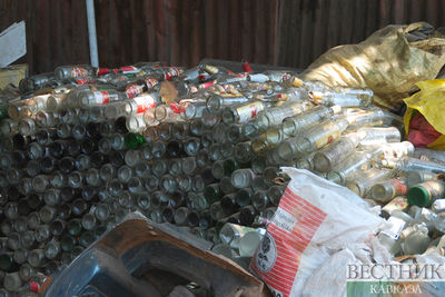 В КЧР на берегах реки Кубани собрали тонну мусора