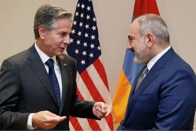 США заставляют Пашиняна выгнать Россию из Армении