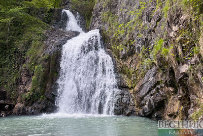 Самые красивые водопады Карачаево-Черкесии