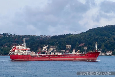 Сухогруз в Черном море потерял турецкого моряка