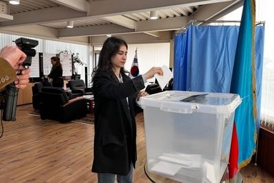Южная Корея завершила голосование на президентских выборах в посольстве Азербайджана