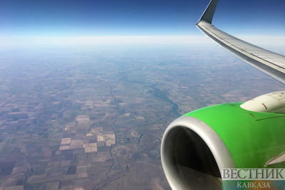 Самолет, летевший в Баку из Краснодара, совершил аварийную посадку