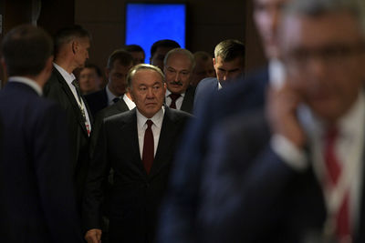 Назарбаев поручил правительству увеличить пенсии