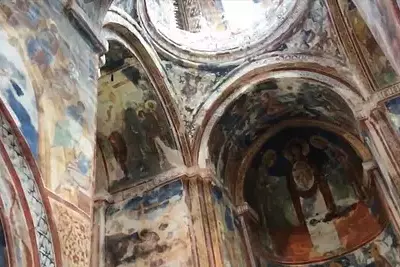 В Грузии законсервируют уникальный средневековый храм