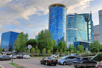 В столицу Казахстана движется настоящий караван
