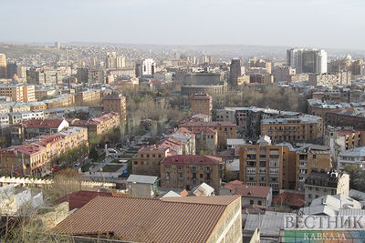 Руководство Армении возложило венки в ереванском Парке Победы