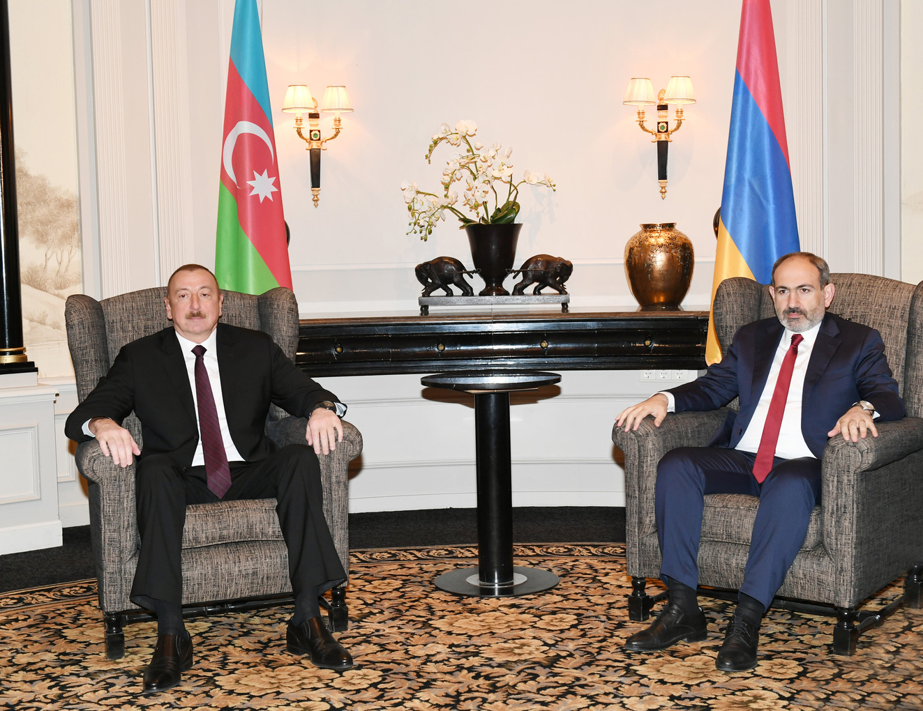 After meeting between Aliyev and Pashinyan in Vienna: Peace or War?