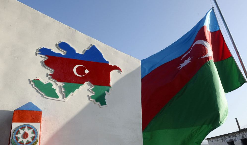 Азербайджан запретил