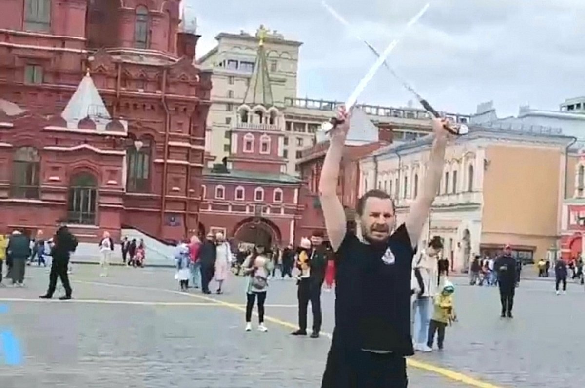 Часы на красной площади в москве