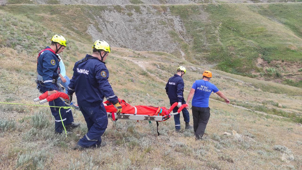 Девушка сорвалась с 50-метровой скалы в Крыму | Вестник Кавказа