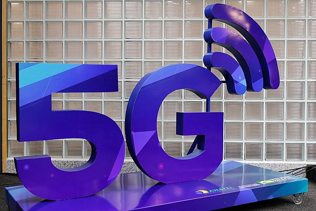 Что такое технология 5g и стоит ли ее бояться?