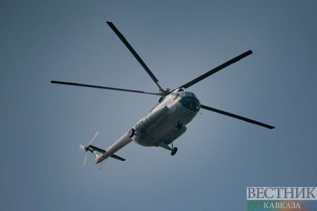 Частный вертолет разбился в Алматы, пилот погиб