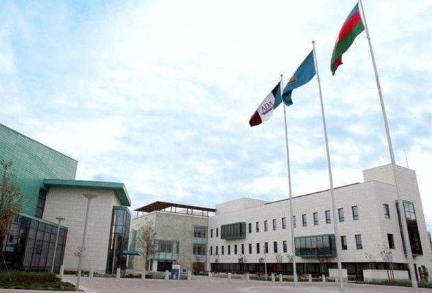 Университет АДА в Баку стал госвузом