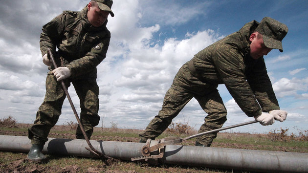 Подачу воды в крымский Судак организуют военные