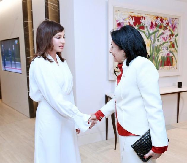 Мехрибан Алиева провела первую встречу с Саломе Зурабишвили (ФОТО)