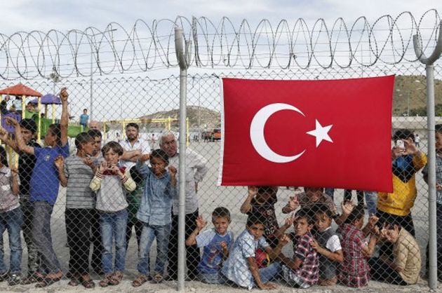 Сирийские беженцы в Турции получат помощь ЕС
