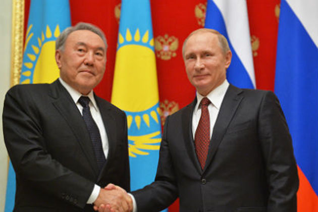 Путин провел телефонные переговоры с Назарбаевым