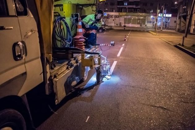 На дорогах Краснодара появится пластиковая разметка