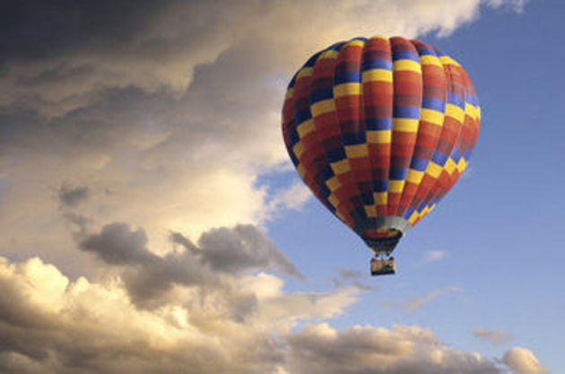 СКР расследует инцидент с воздушным шаром в Феодосии 