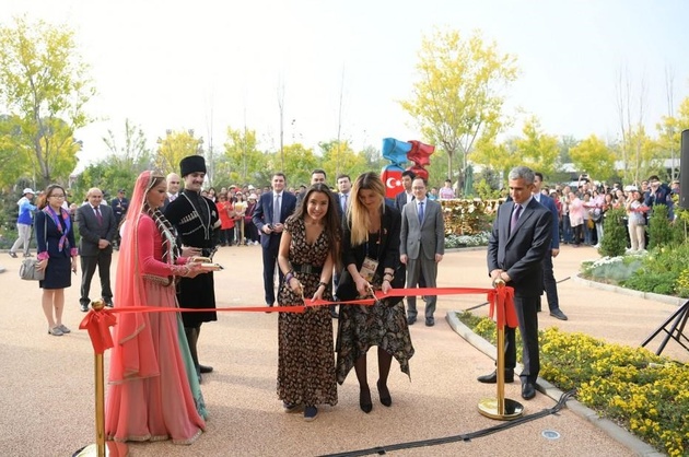Лейла Алиева посетила открытие павильона Азербайджана на ботанической выставке "Пекинское ЭКСПО-2019"
