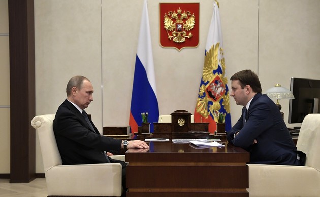 Путин и Орешкин обсудят макроэкономическое развитие России