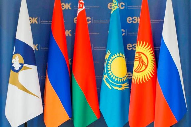 Спецоперация против Атамбаева не помешает межправсовету ЕАЭС - Бишкек