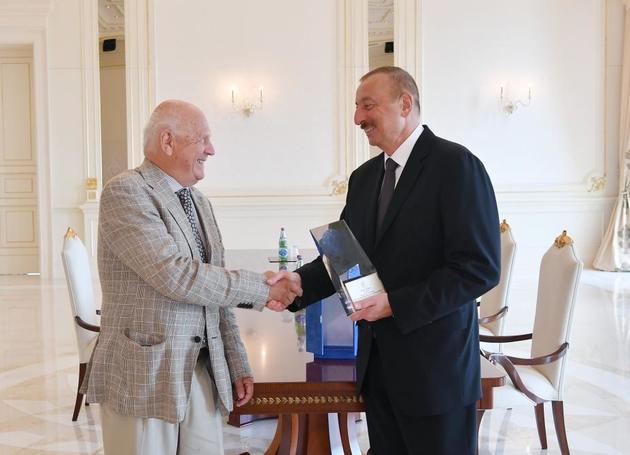 Ильхам Алиев принял президента Европейских олимпийских комитетов Янеза Кочиянчича