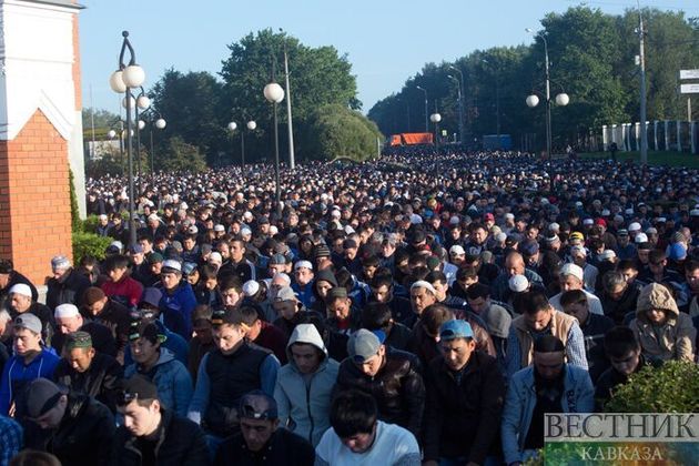 Праздничный намаз в Москве посетили четверть миллиона мусульман
