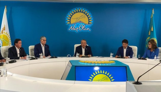 Токаев и Назарбаев участвуют в заседании бюро политсовета "Нур Отан"