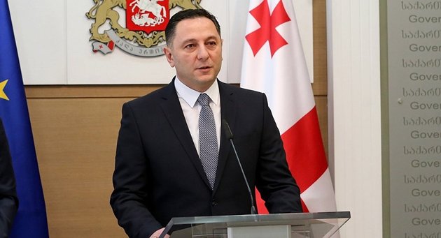 Глава МВД Грузии привился китайской вакциной от COVID-19