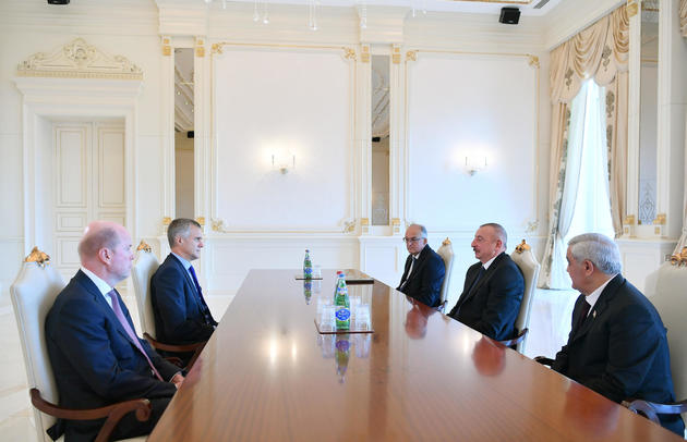 Ильхам Алиев принял делегацию BP
