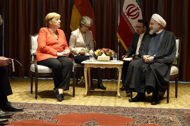 Меркель и Рухани обсудили ситуацию на Ближнем Востоке