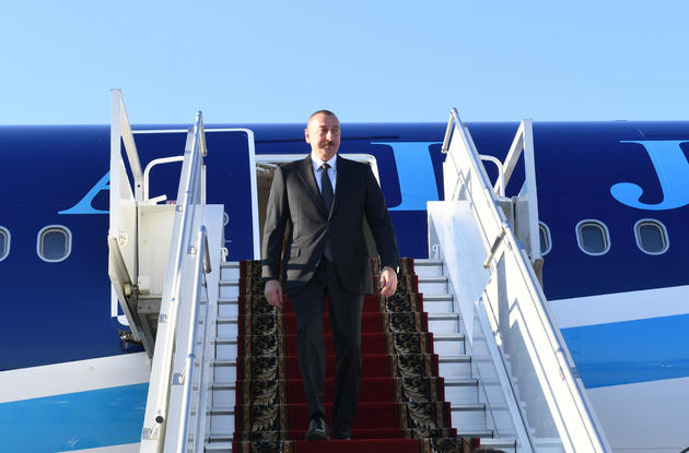 Ильхам Алиев прилетел в Сочи