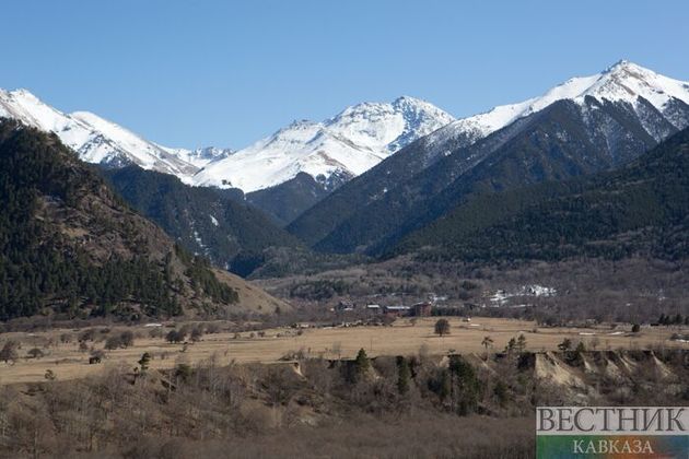 Снег закрыл летние туристические маршруты в Кавказском заповеднике