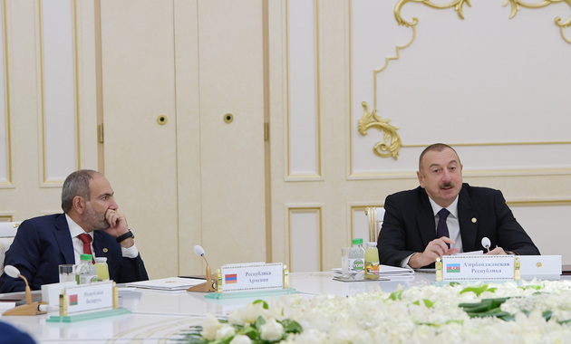 Азер Гасымов прокомментировал беседу Ильхама Алиева и Никола Пашиняна о Карабахе
