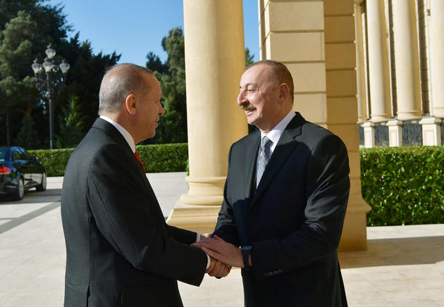 Ильхам Алиев провел встречу с Реджепом Тайипом Эрдоганом в Баку