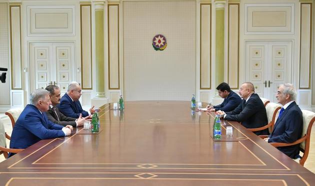 Ильхам Алиев встретился с Ильясом Умахановым, Сергеем Меликовым и Хизри Шихсаидовым