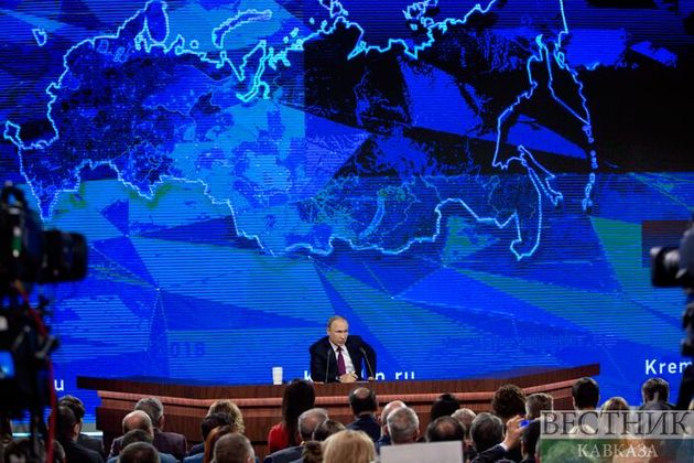 Путин: "Единая Россия" должна постоянно подтверждать свое лидерство