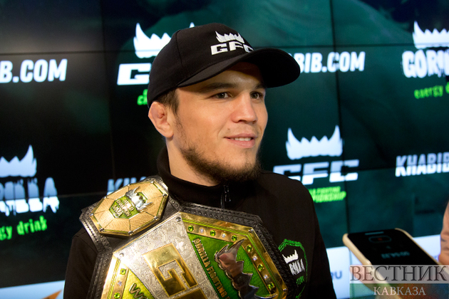 Брат Нурмагомедова узнал имя своего первого соперника в UFC