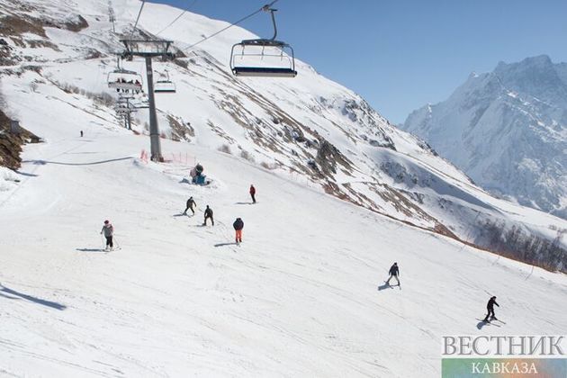На Эльбрусе стартовал юбилейный горнолыжный сезон