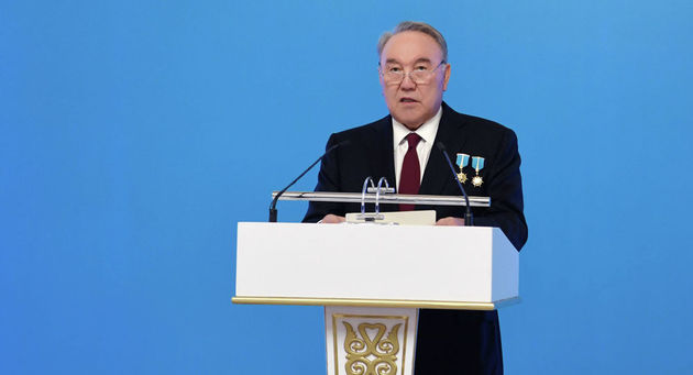 Нурсултан Назарбаев поздравил жителей Казахстана с Днем Независимости