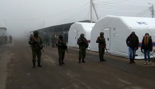 На Донбассе происходит первый за два года обмен пленными