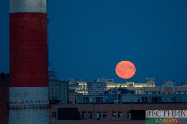Россия узрит "черную луну"