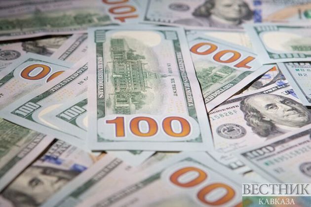 Доллар упал ниже 61 рубля 