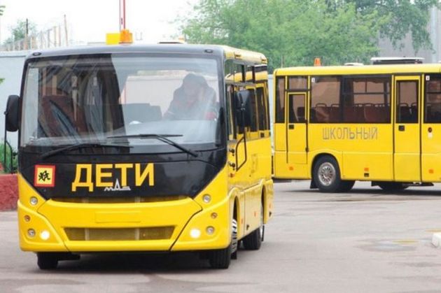 Директора дагестанской сельской школы уличили в продаже школьного автобуса